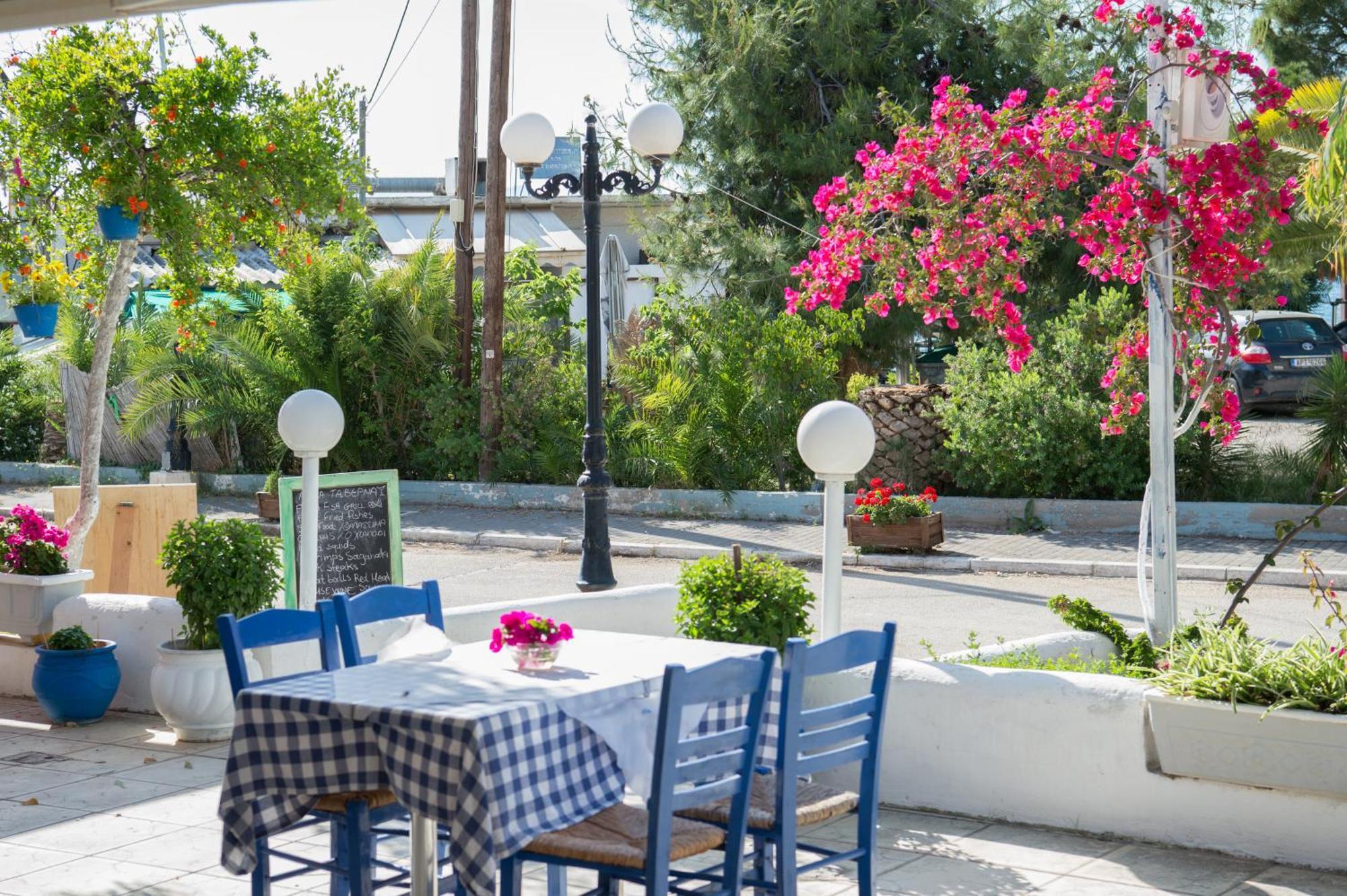 Hotel Avra Nea Epidhavros Bagian luar foto