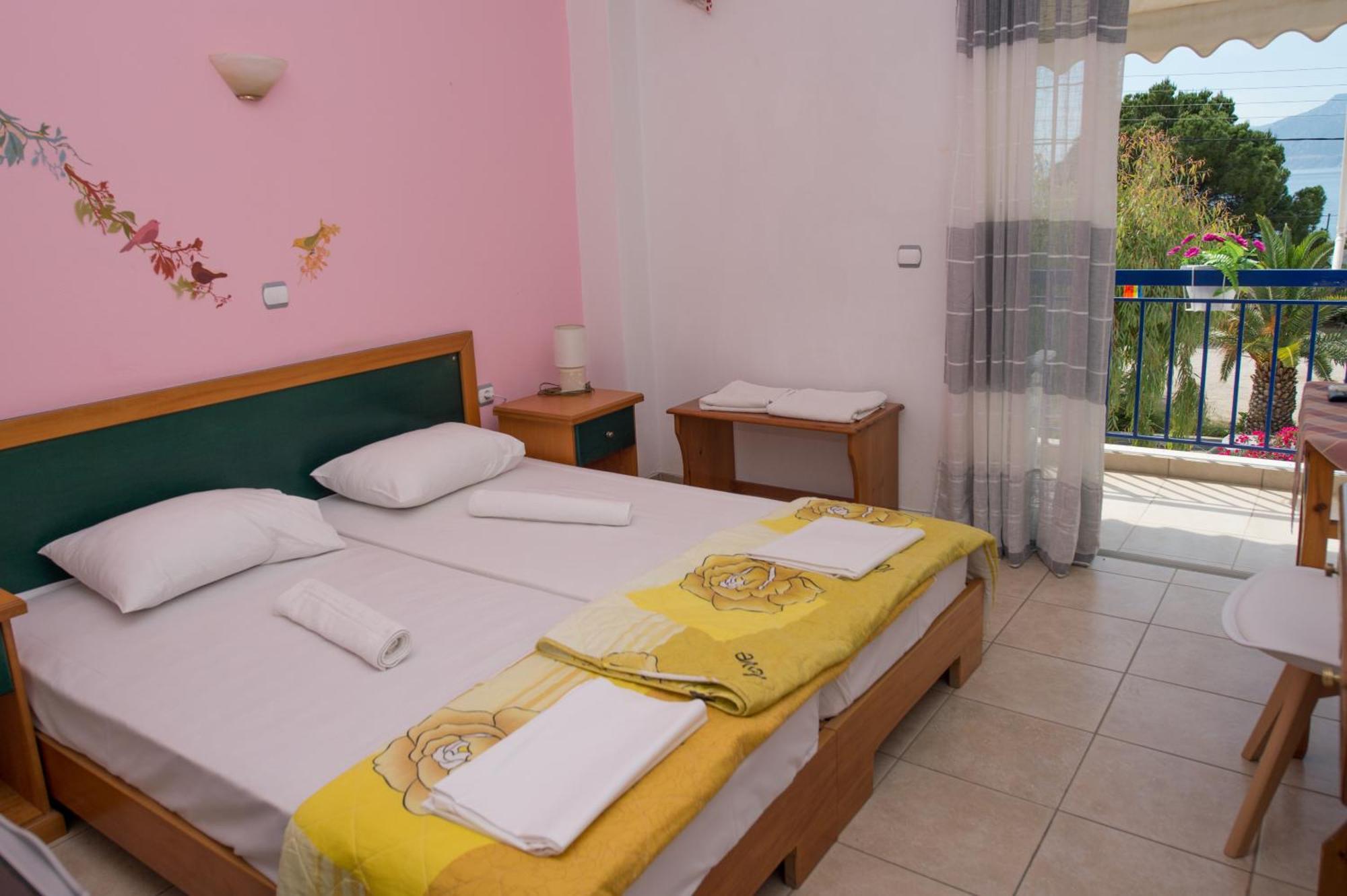 Hotel Avra Nea Epidhavros Bagian luar foto
