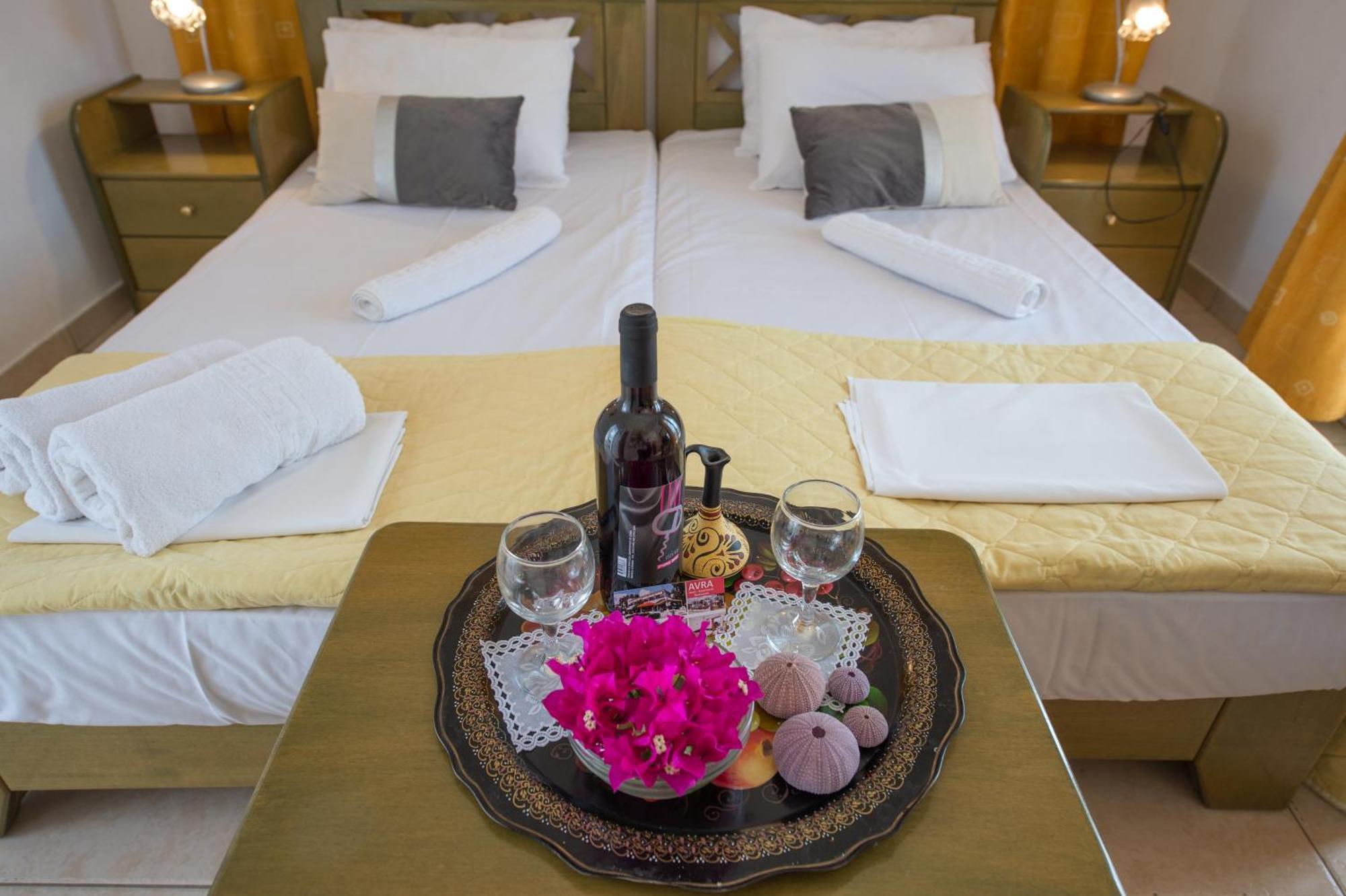 Hotel Avra Nea Epidhavros Bagian luar foto