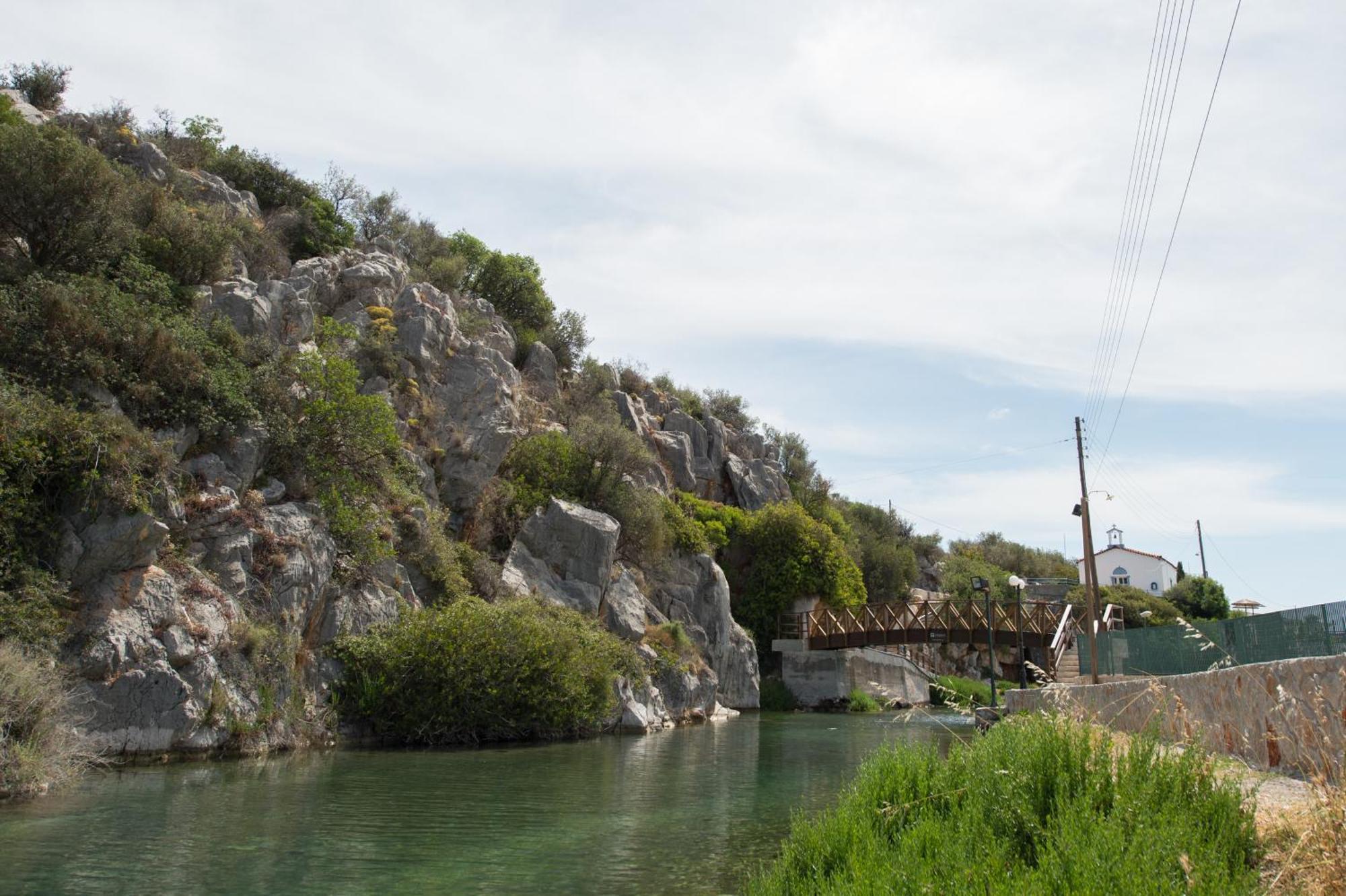Hotel Avra Nea Epidhavros Bagian luar foto